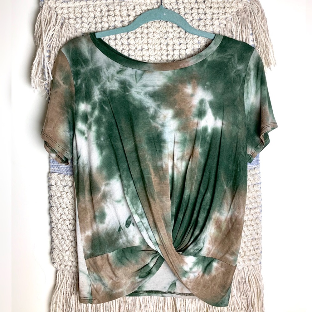 Tie Dyed Boho Twist Top Medium